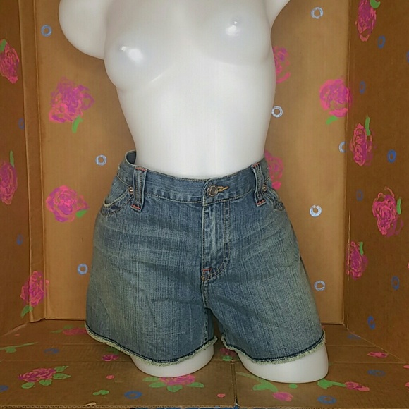 Victoria Secret London Jeans Distressed Shorts 14 - Picture 3 of 8